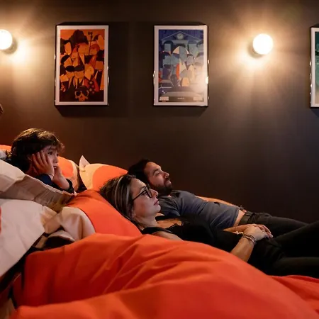 Neve Hotel