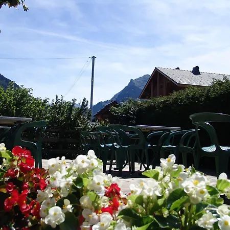 Neve Hotel