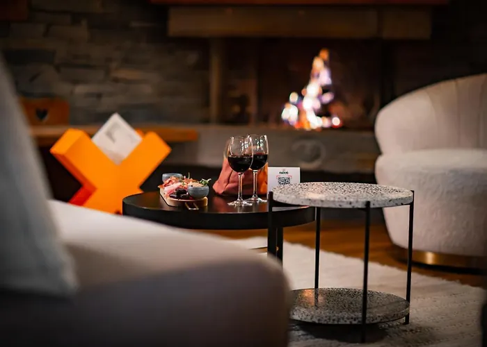 Névé Hotel 3*