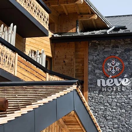 Neve ホテル